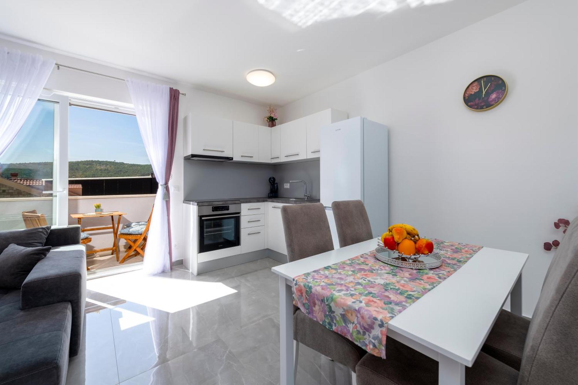 Apartments Lana Млини Екстериор снимка
